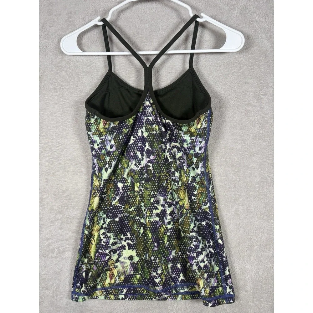 Lululemon Power Y Tank Luon in the Lilac Size 4‎ Yoga Pilates Unpadded Wicking